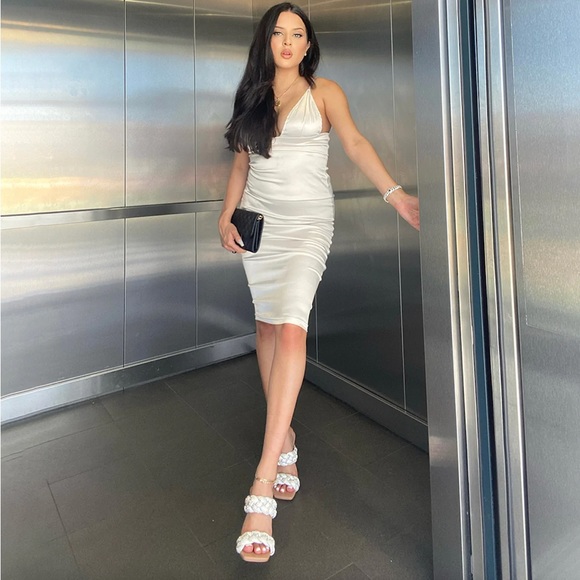 Steve Madden Braided Rhinestone heels size 6 - Picture 10 of 12